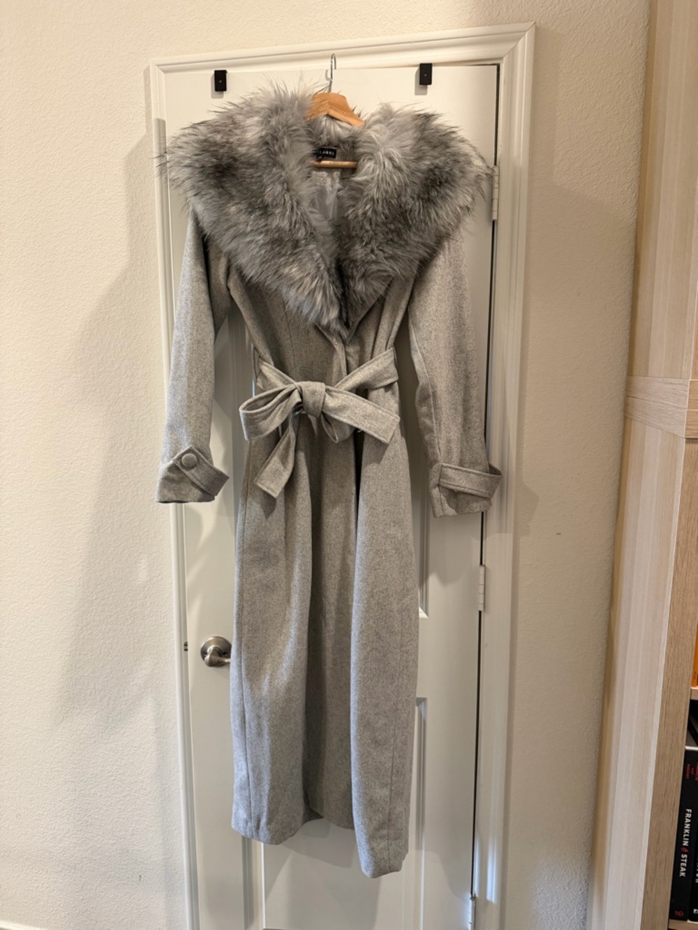 JLUXLABEL Long Gray Trench Coat with Faux Fur Collar